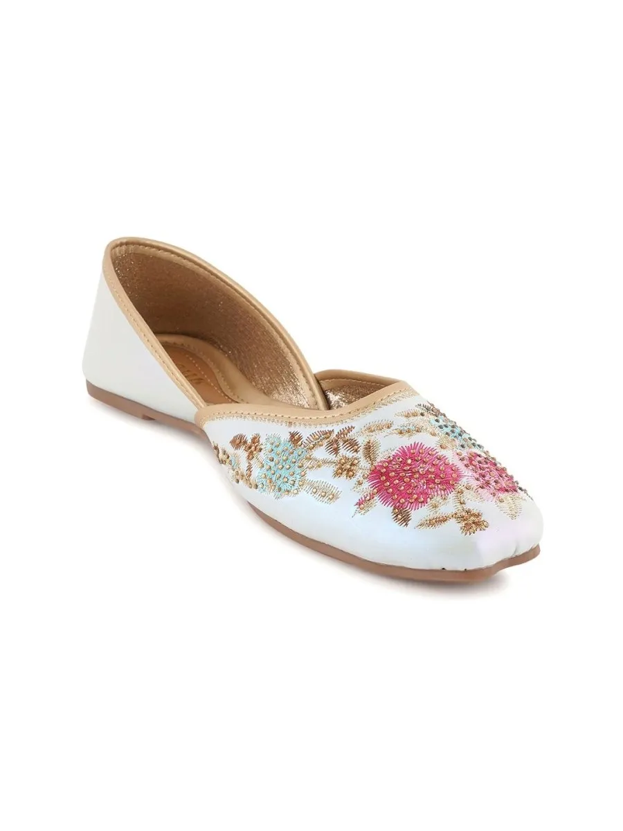 Anouk Women Embellished Mojaris Flats