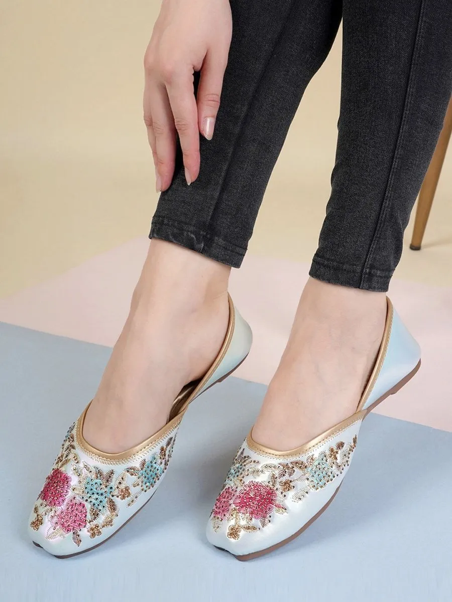 Anouk Women Embellished Mojaris Flats