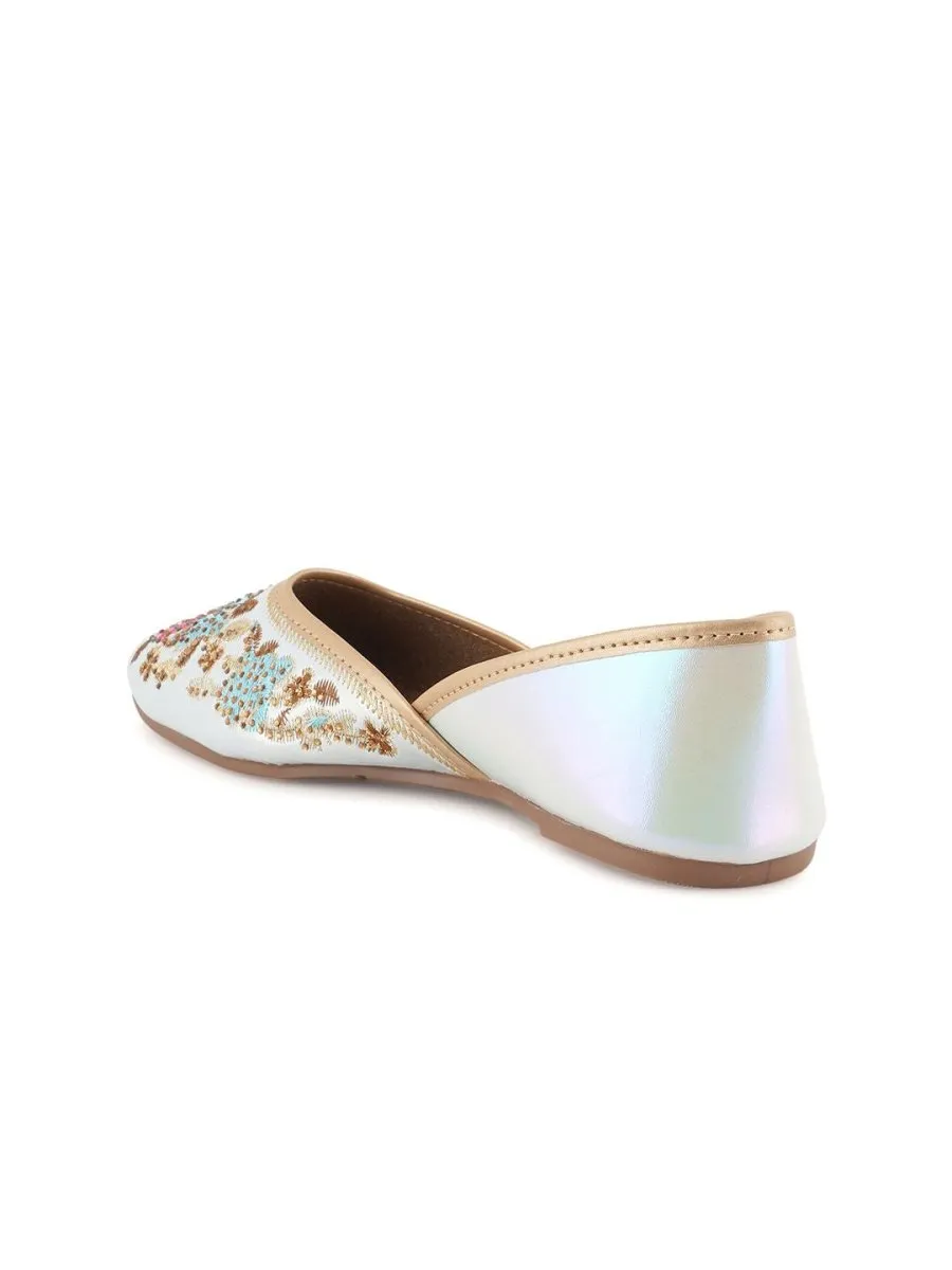 Anouk Women Embellished Mojaris Flats